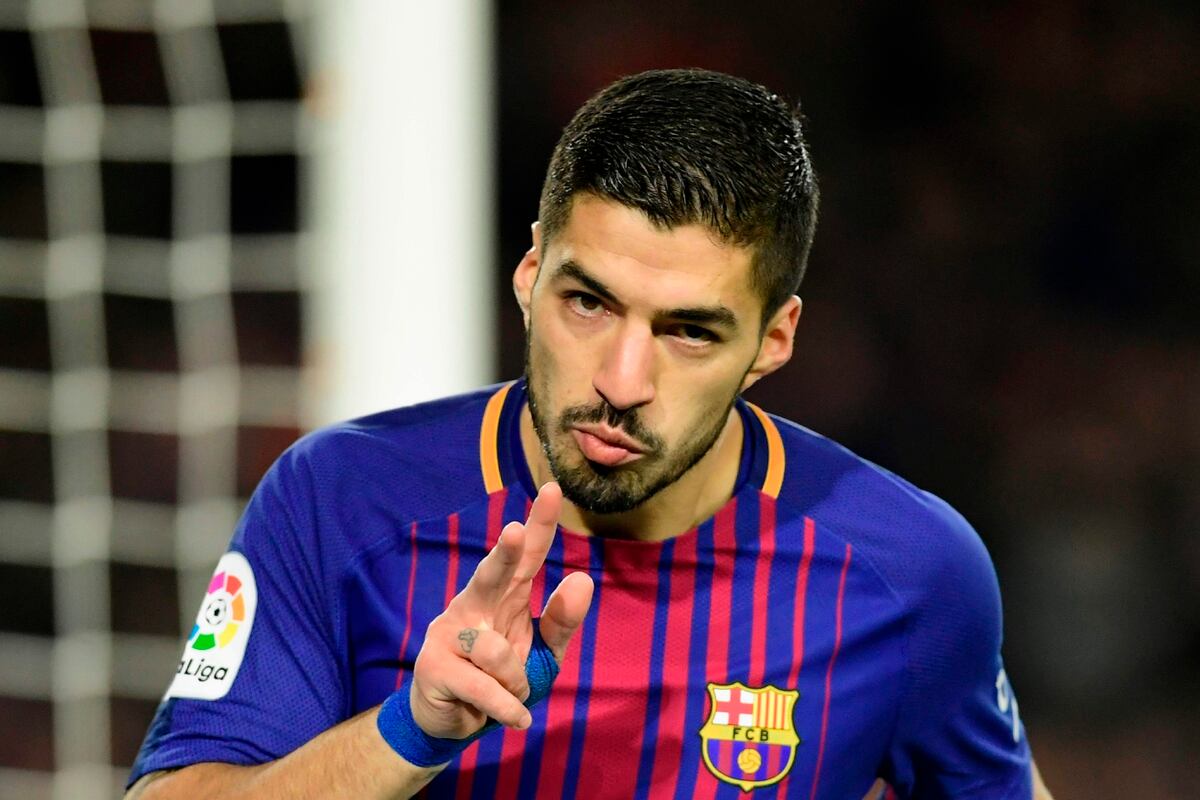 Niño le pide al futbolista uruguayo Luis Suárez: “No vayas a morder al Mundial”