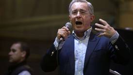 Aprueban debate contra expresidente Alvaro Uribe por supuesto nexo con narcotráfico 