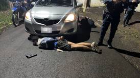 Sujetos privaron de libertad a conductor para robarle su vehículo en Alajuela 