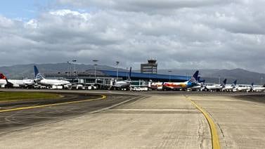 Panamá debió cancelar multitud de vuelos por apagón en aeropuerto de Tocumen
