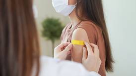 Niñas de entre 10 y 15 años pueden acceder a vacuna contra VPH 