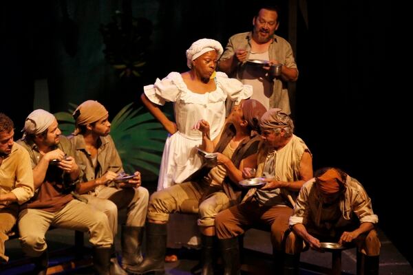 07/08/2018. Teatro Expressivo, Curridabat. Ensayo de la obra Mamita Yunai basada en el libro del escritor costarricense Carlos Luis Fallas. Dirigida por el actor y director Mariano González y la dramaturga Denise Duncan la obra será estrenada el próximo viernes 10 de agosto. En la foto: Escenas de la obra de teatro. Foto: Albert Marín