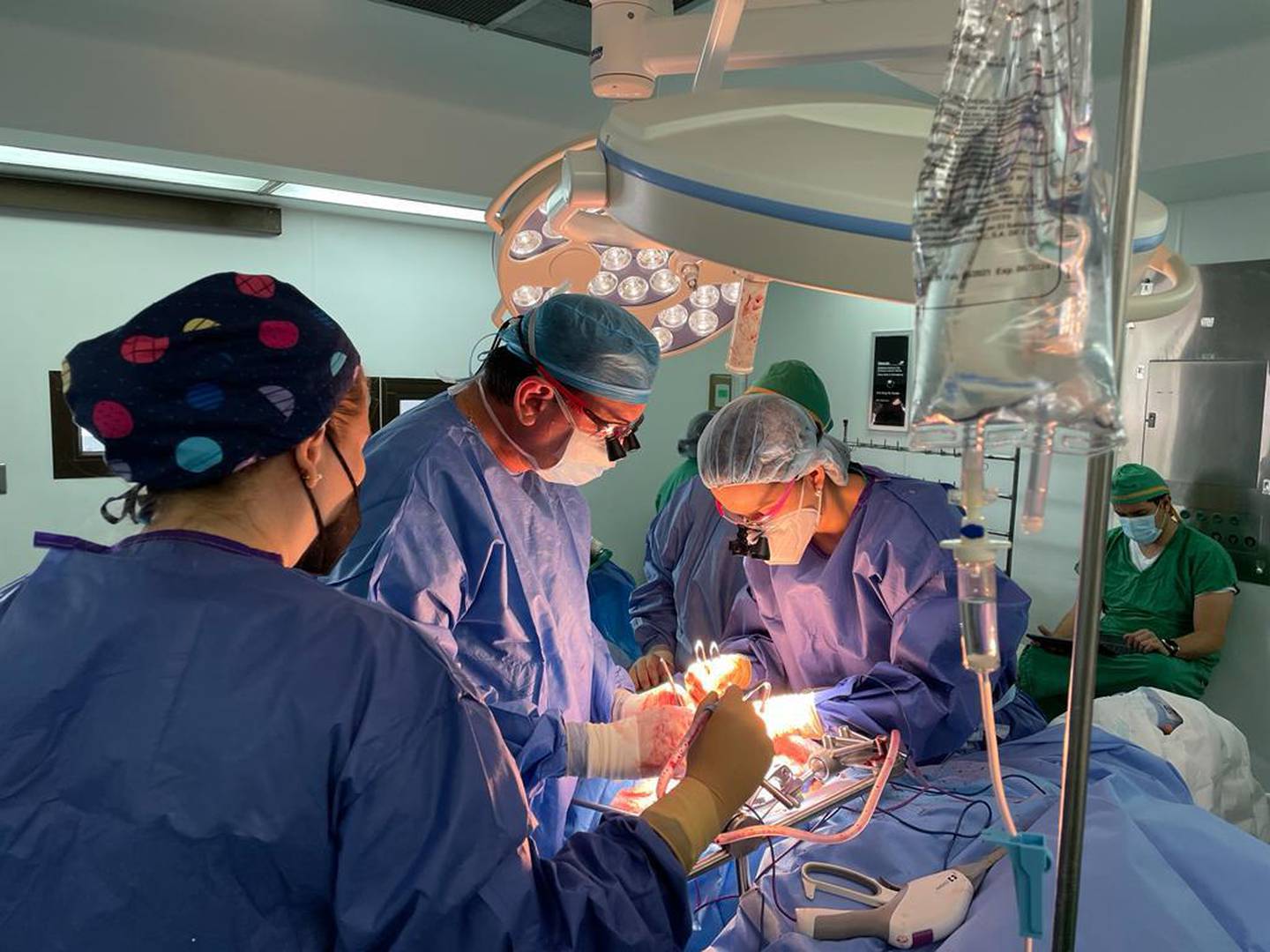 El primer trasplante de riñón con donante vivo realizado en el hospital Maximiliano Peralta Jiménez el pasado 13 de diciembre abre una nueva etapa en este tipo de intervención en Cartago
