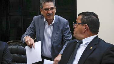 Funcionaria: Welmer Ramos apuraba reforma a reglamento del cemento por ‘instrucciones de Presidencia’