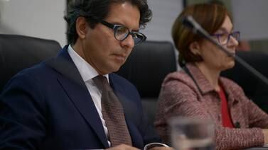 Viceministra del MEP renuncia tras salida de Édgar Mora