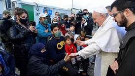 Papa Francisco critica en Lesbos el ‘naufragio de la civilización’ por el abandono de migrantes