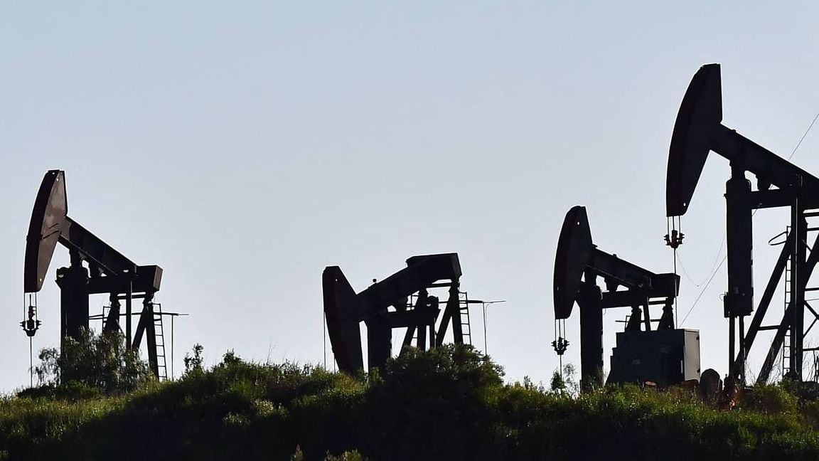 Investigación de 'La Nación' revela vínculos de exministro de Ambiente con  petroleras | La Nación