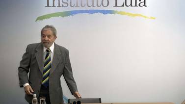  Lula se declara admirado por el papel de la Selección Nacional