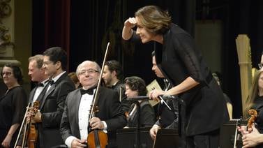Crítica de música: Alondra de la Parra al frente de la Sinfónica Nacional