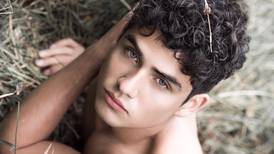 Modelo costarricense David Ulloa figura en la revista británica ‘Vanity Teen’