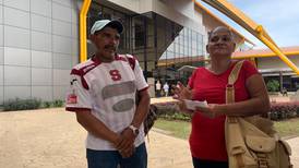 Desde Nicoya hasta Alajuela: ’Mi padre viene a Radioterapia, pero no le van a poner el tratamiento'