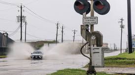 Tormenta tropical Nicholas amenaza la costa de Texas