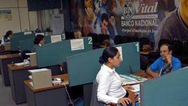 Subsidiarias del Banco Nacional pagan premio a empleados pese a carecer de convención