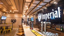 Abren primer Bar Imperial en el aeropuerto Juan Santamaría