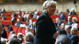 Partido ultraderechista francés apuesta a la 'refundación' cambiando de nombre