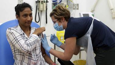 Vacuna experimental contra covid-19 aún tiene retos pendientes: será probada en 37.000 personas de tres países 