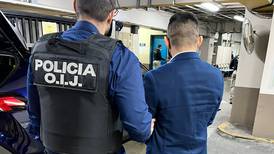 Tico condenado por intentar violar a niña es extraditado de España