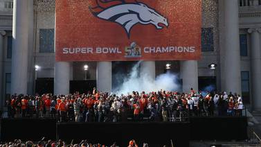 Denver festeja el título de Super Bowl de los Broncos