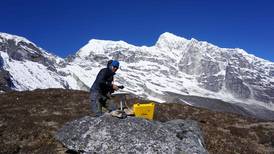 El Everest creció casi un metro, según la nueva medición hecha por Nepal y China