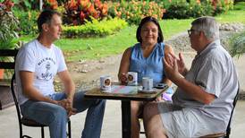 Pensionados extranjeros mueven la economía en varios cantones de Costa Rica 