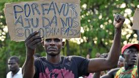 Migrantes africanos se manifiestan en la frontera norte de Peñas Blancas