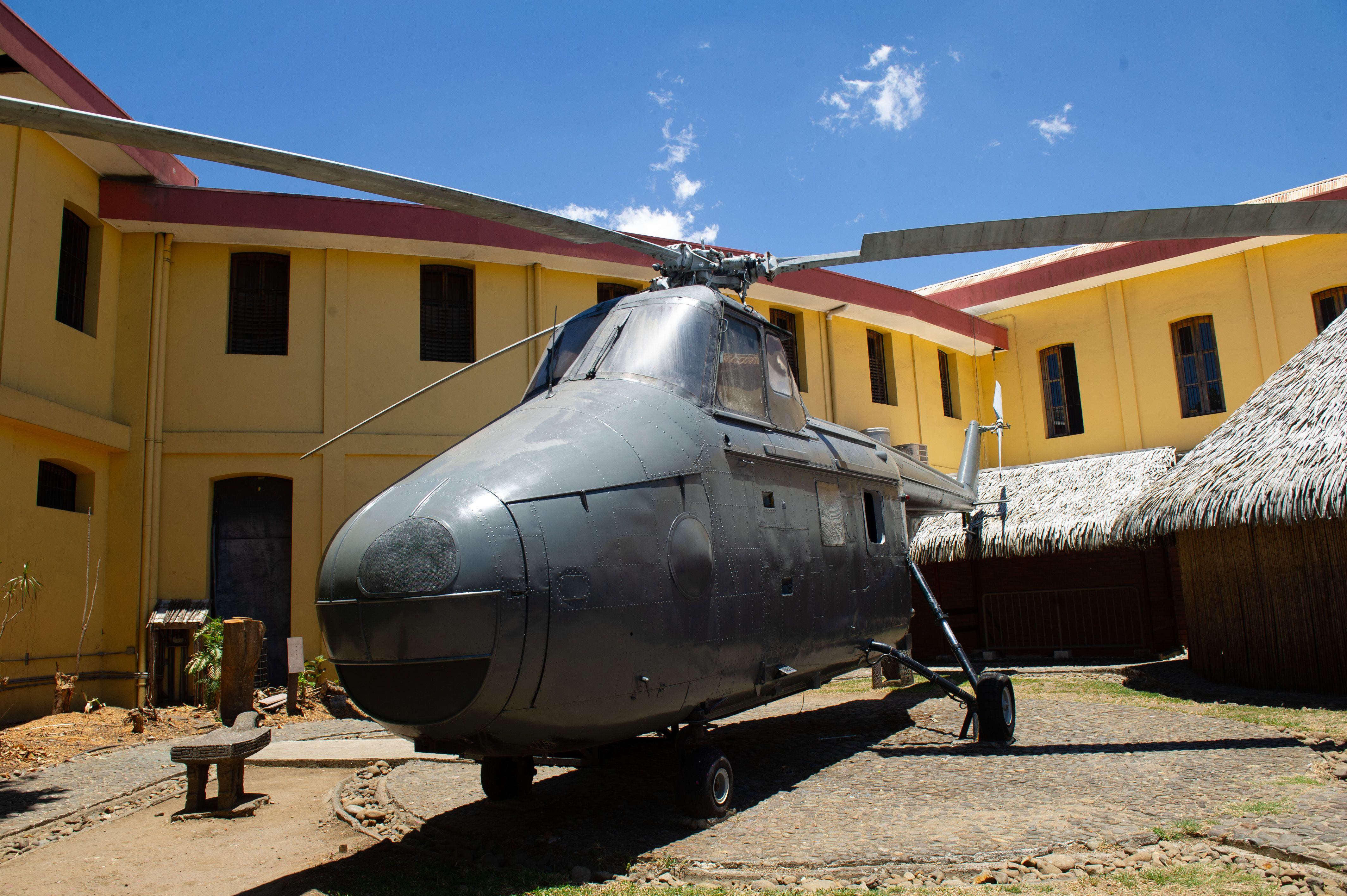 El helicóptero del Museo de los Niños fue utilizado por el Equipo SWAT que capturó a los secuestradores a los magistrados de la Corte Suprema de Justicia en 1993. 