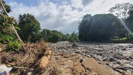 Deslizamientos en San Ramón obligan a intervenir río La Esperanza para evitar crecidas