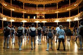 El Teatro Nacional prepara su Navidad con nuevo ballet: ya puede conseguir su entrada