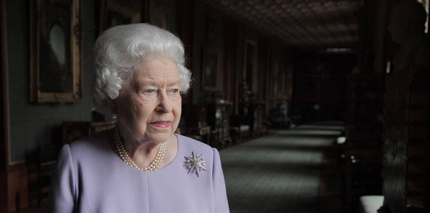 La reina está triste: La tormentosa vida de Isabel II | La Nación