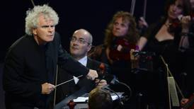 Músicos de la Filarmónica de Berlín votarán para elegir a su próximo director