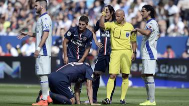 Zlatan Ibrahimovic sufre lesión en victoria del París Saint-Germain