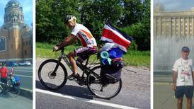 Tico que viajó al Mundial en bicicleta durmió en cementerio y campo de refugiados antes de llegar a Rusia