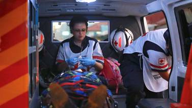 Cruz Roja niega cierre de comités ante merma en traslados de pacientes del INS