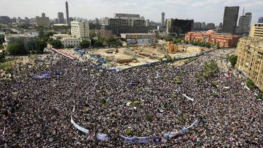 Manifestantes reclaman juicio contra Mubárak