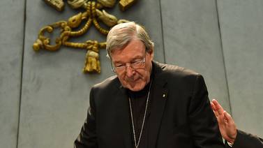 Acusaciones de abusos sexuales golpean a cardenal, asesor financiero del Papa