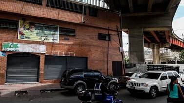 Diecisiete personas mueren por una estampida en un club social de Caracas