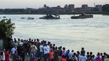 Al menos 38 muertos en hundimiento de barco en el río Nilo