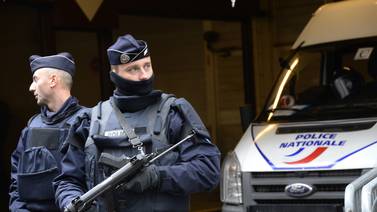 Siga en vivo los operativos policiales contra las tomas de rehenes en Francia