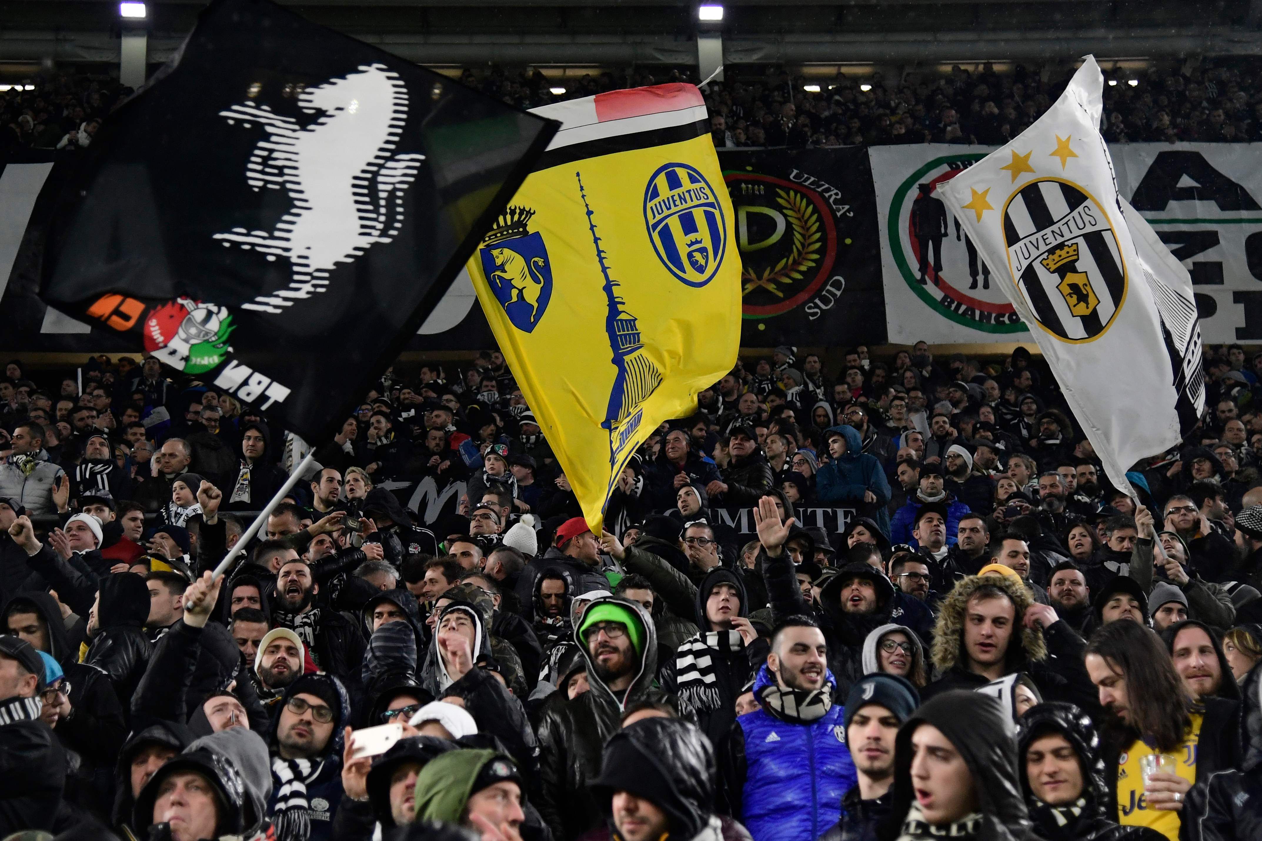 Traspasos y salarios, las acusaciones contra las cuentas de Juventus de Turín