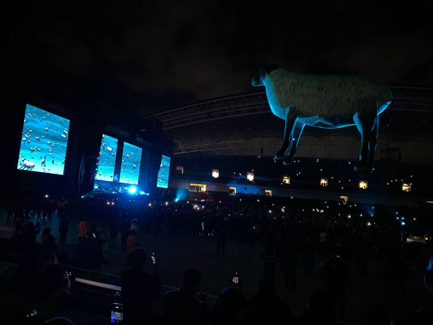 02/12/2023, San Jose, Estadio Nacional, concierto de Roger Waters.