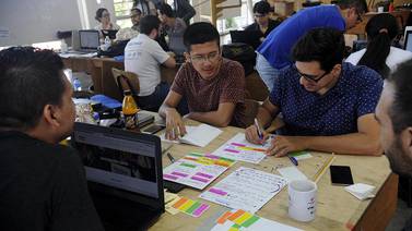 Más de 50 jóvenes innovadores buscan soluciones para problemas del Pacífico