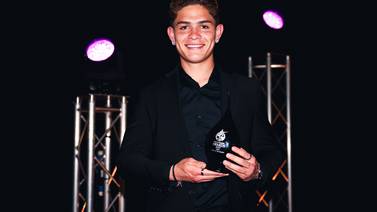 Vea el golazo con que Brandon Aguilera ganó el premio a Mejor Gol de la Temporada del Bristol Rovers