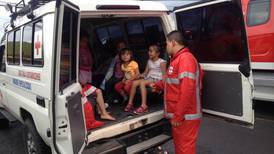 Cuerpos de rescate evacuaron a 59 niños y 47 adultos por inundaciones en San Sebastián