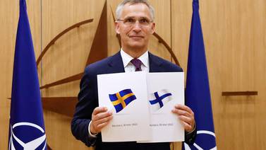 Finlandia insta a desbloquear su ingreso a la OTAN