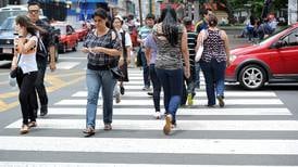 Guanacaste y Limón tienen menos semáforos peatonales