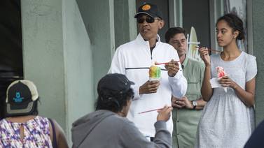  Barack Obama y sus hijas visitaron a Eddie Vedder