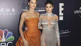 Kylie y Kendall Jenner retiran línea de camisetas tras protesta de artistas