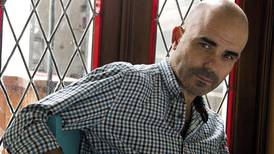 Argentino Eduardo Sacheri, Premio Alfaguara de novela 2016, firmará libros en Escazú