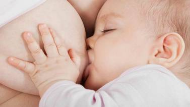 Casi la mitad de los bebés ticos no recibió lactancia durante primera hora de vida
