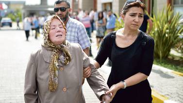 Asciende a 42 los fallecidos por atentado en Turquía  